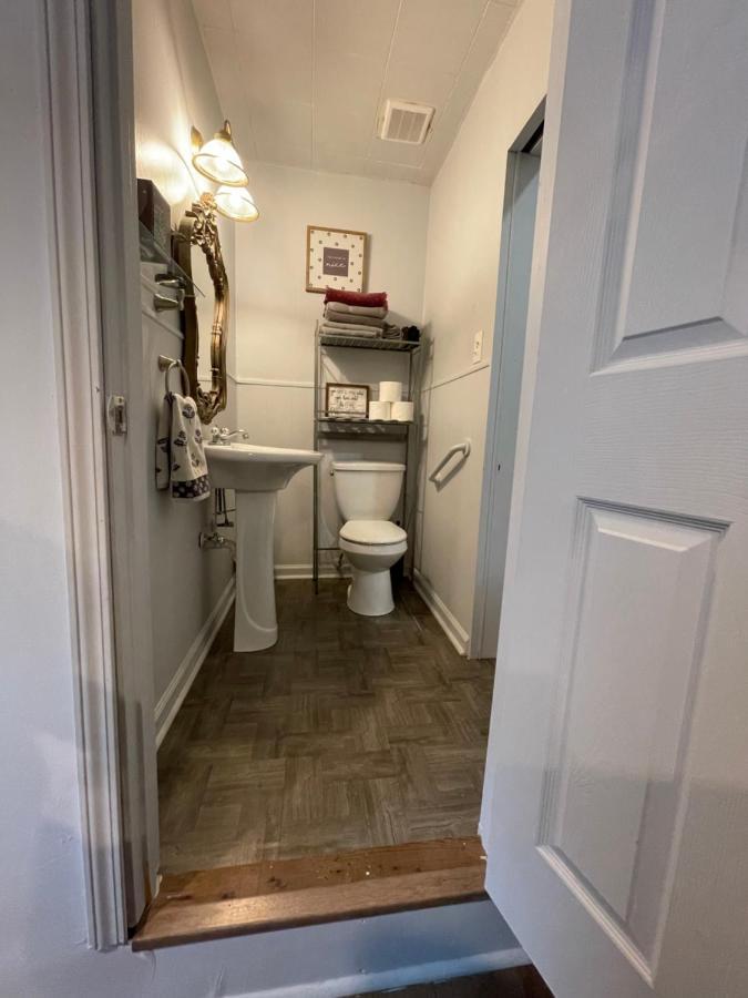 The Lafayette 'Tiny Home' Apartment Extérieur photo